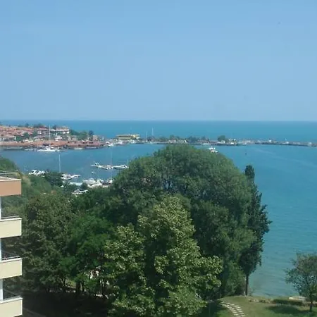 公寓 Nessebar, South Beach, Larisa, 内塞伯尔